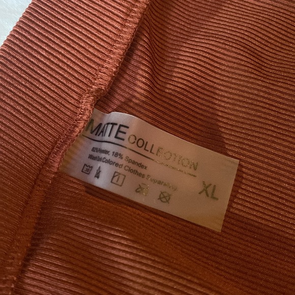 Matte Collection bikini set - Picture 12 of 14